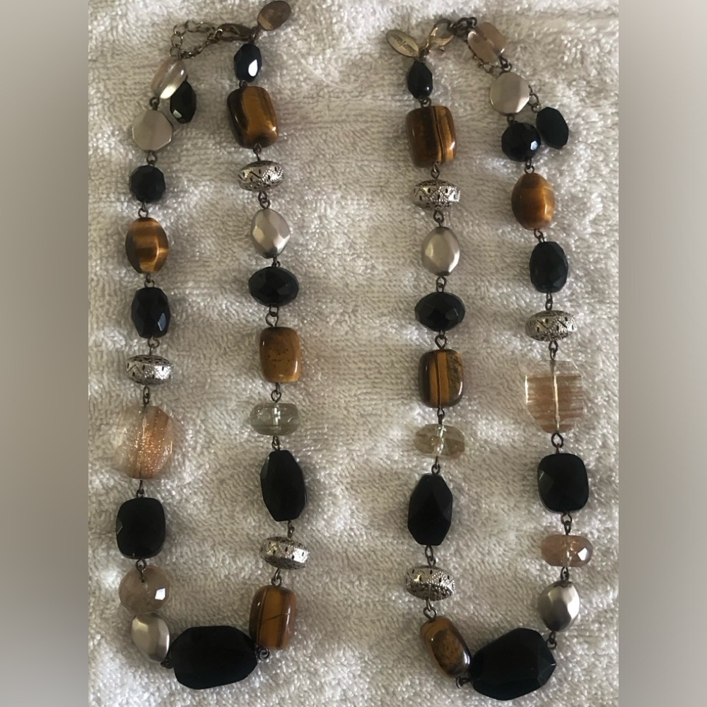 Elegant Multi-Color Beaded Necklace